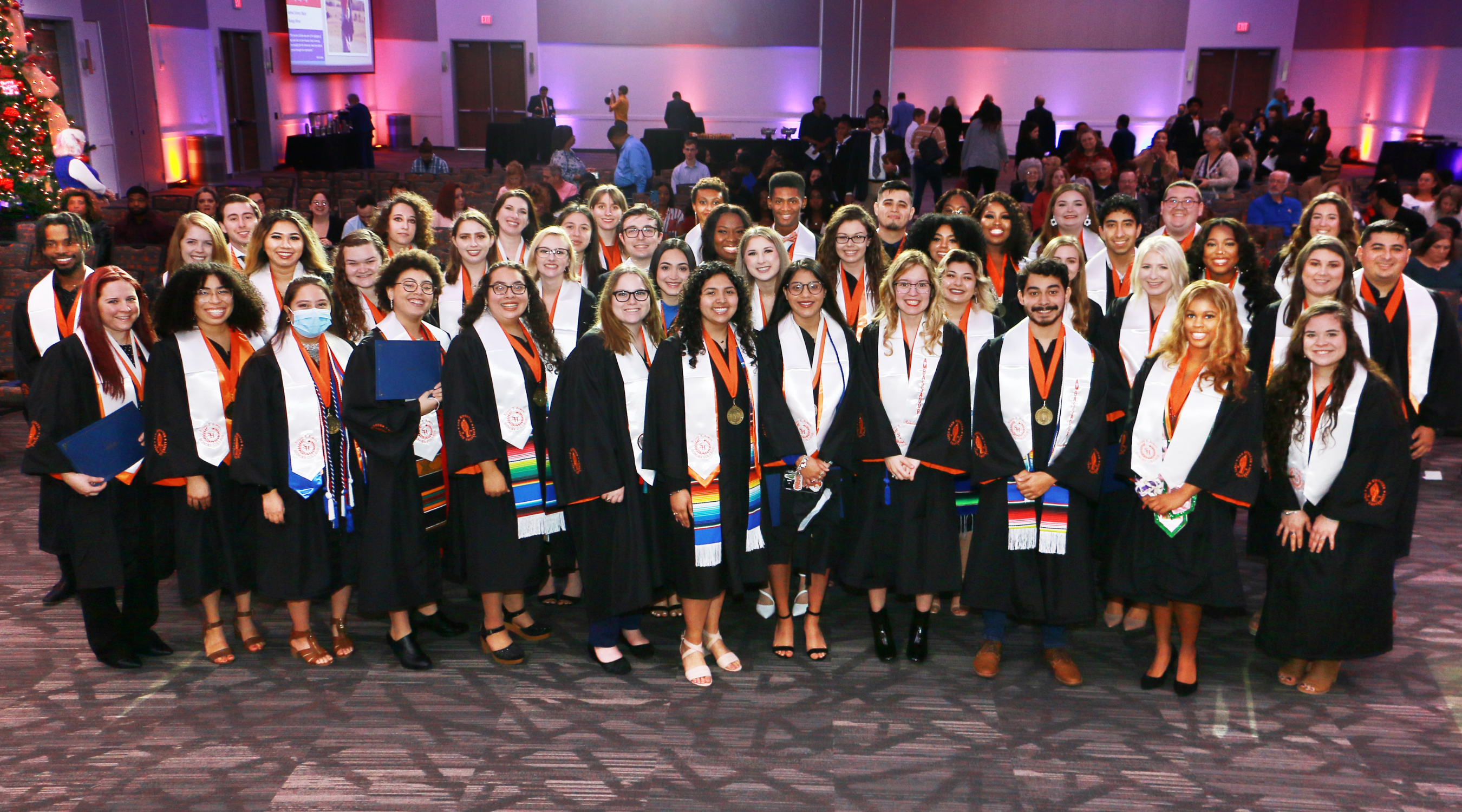 Honors graduates at with their medallions 